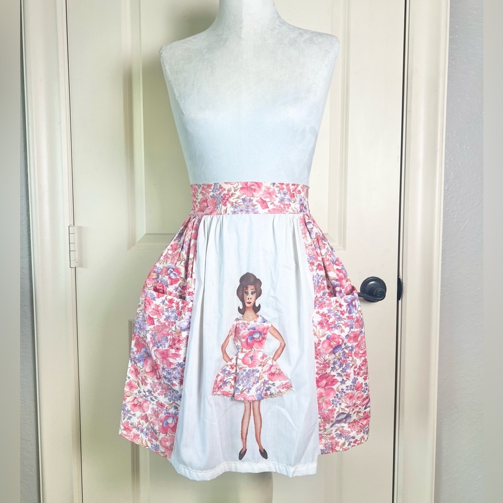 Vtg 1950s Floral Peekaboo Apron Hand Painted Pin Up Girl Novelty Skirt Bloomers